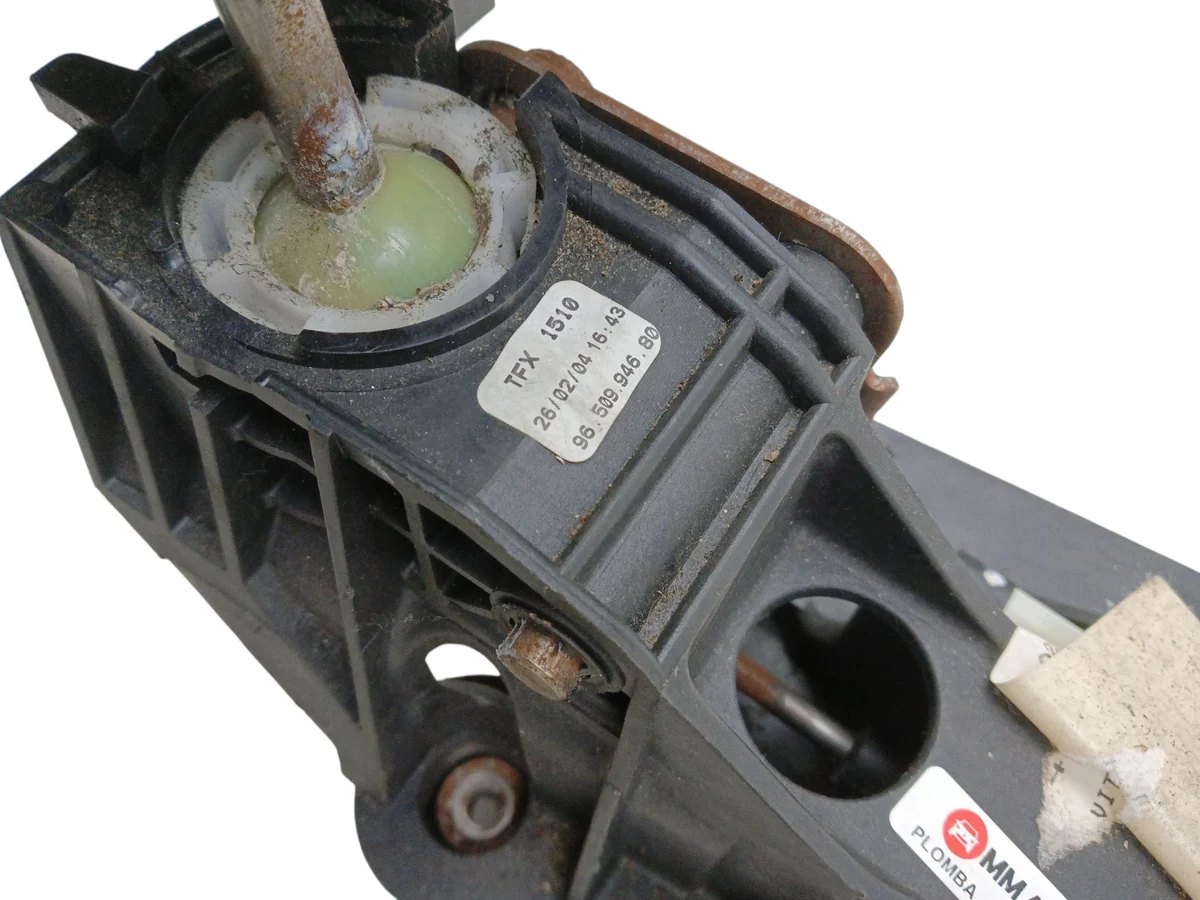 Vaihdevivun valitsin Peugeot 307 1.6 16V image 4