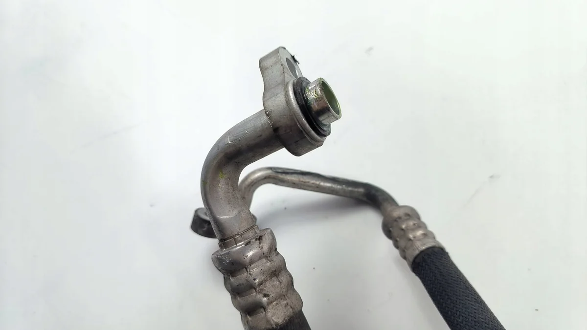Opel Insignia AC-ledningar 2.0 (OEM 13220107) image 6