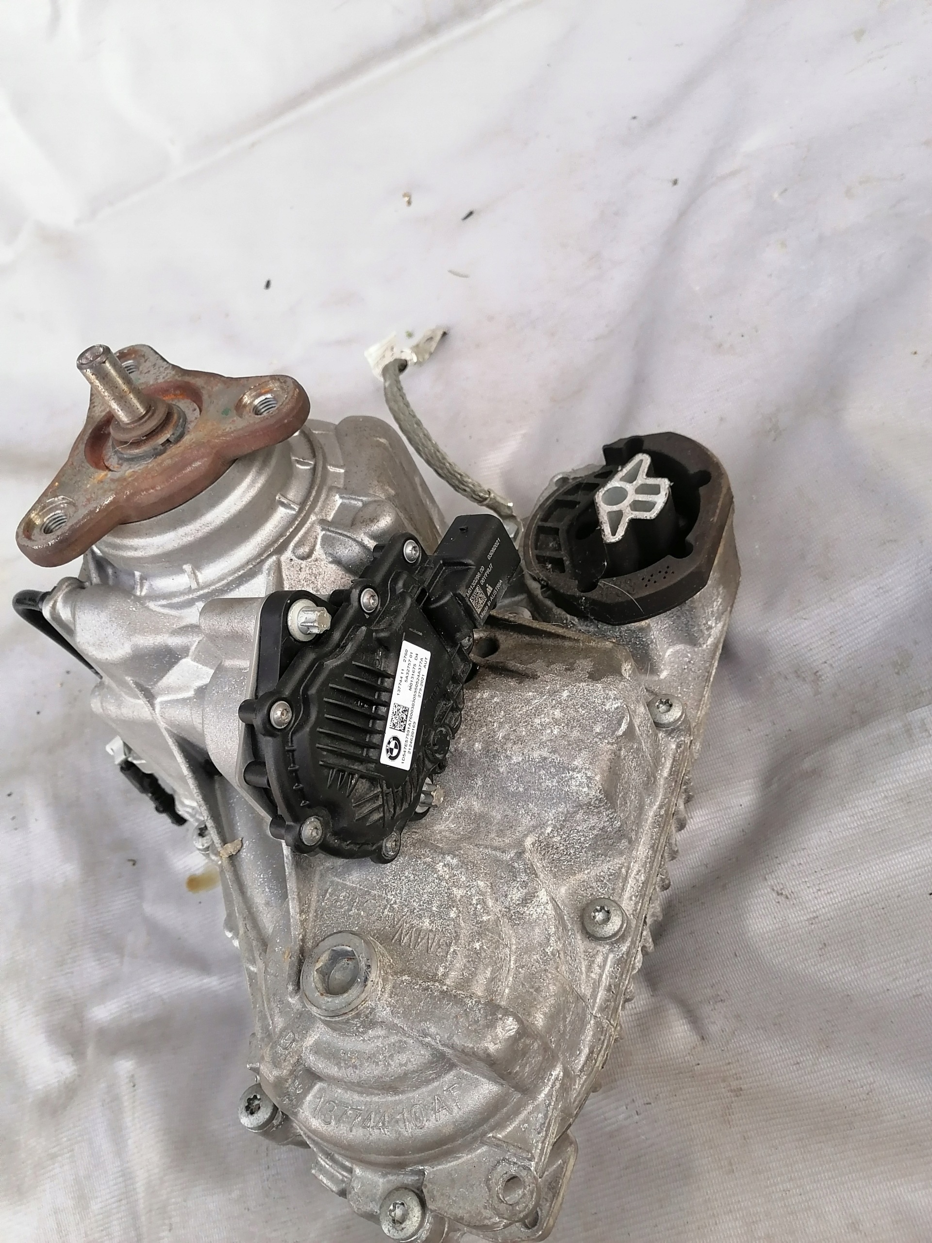 Caja de transferencia BMW Serie 7 F10 N63 image 5
