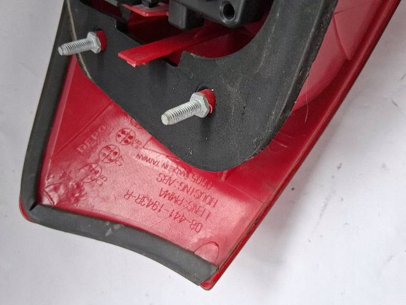 Rear lamp left sedan AUDI A6 C5 image 3