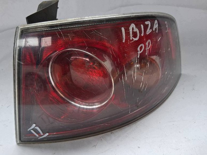 Rear lamp right back of SEAT IBIZ III 3
