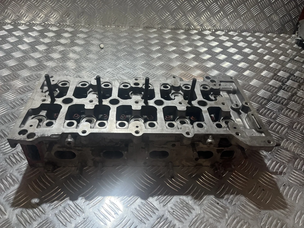Culasse Jeep Cherokee KL 2.2 CRD EBV image 2