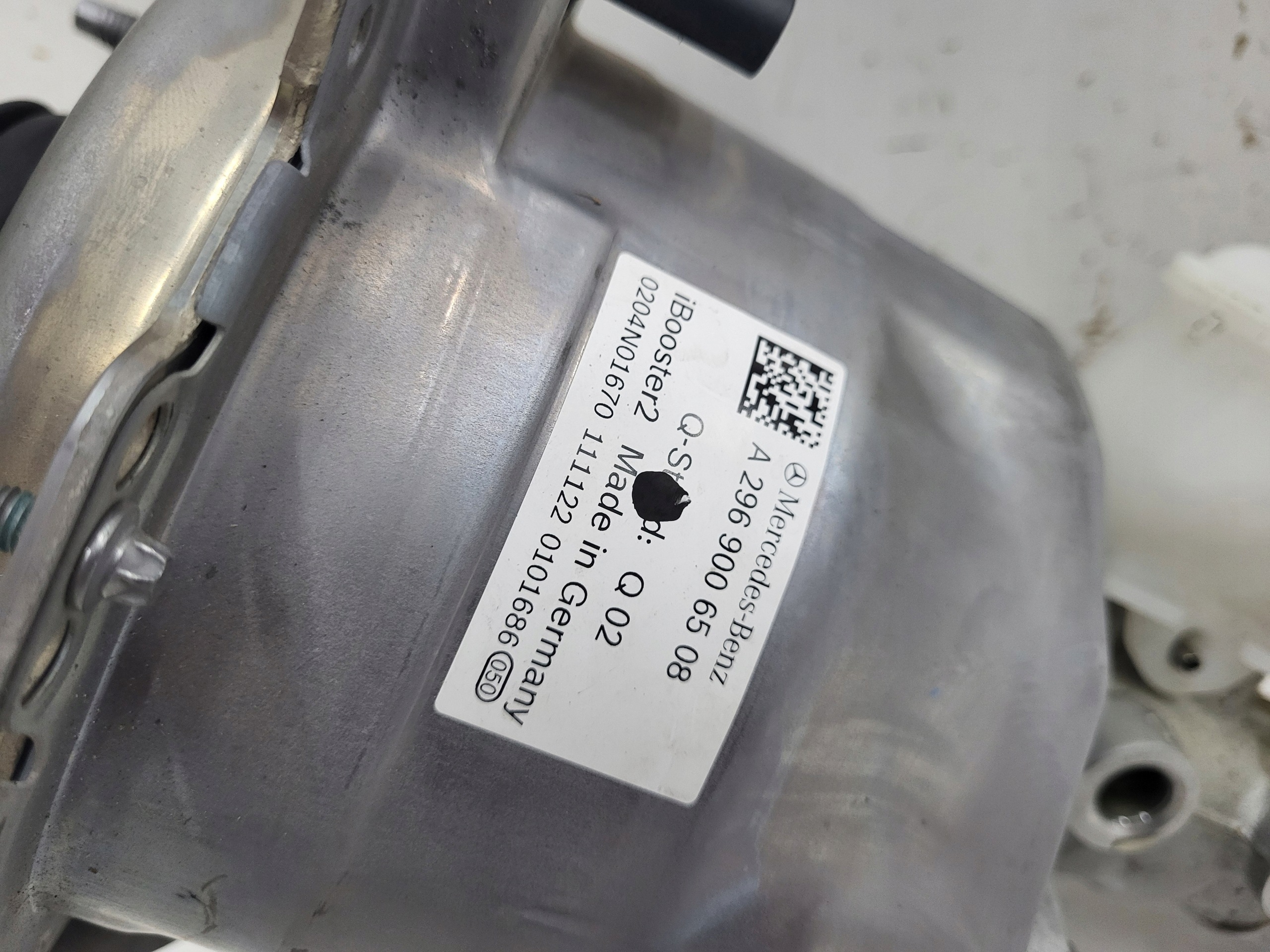 Brake Booster Mercedes-Benz EQS 2022 A2979005511