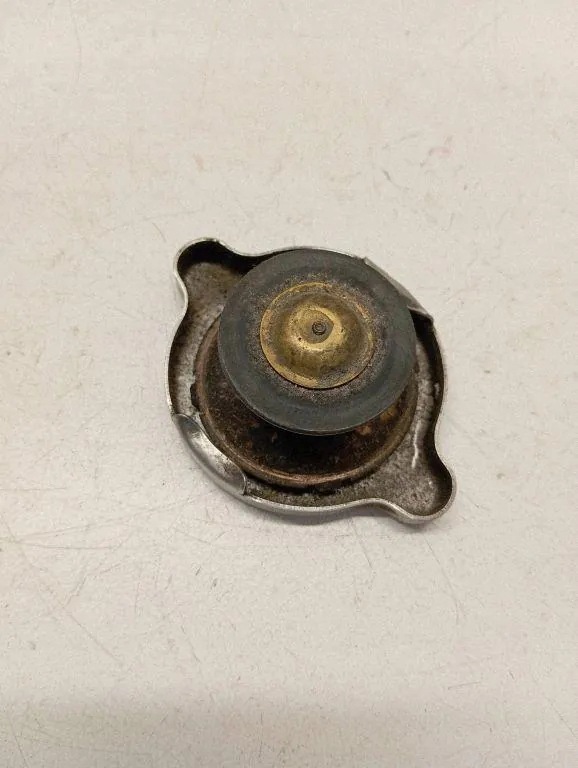 Expansion Tank Cap Mercedes-Benz Sprinter W901-W904 OEM 0005016215
