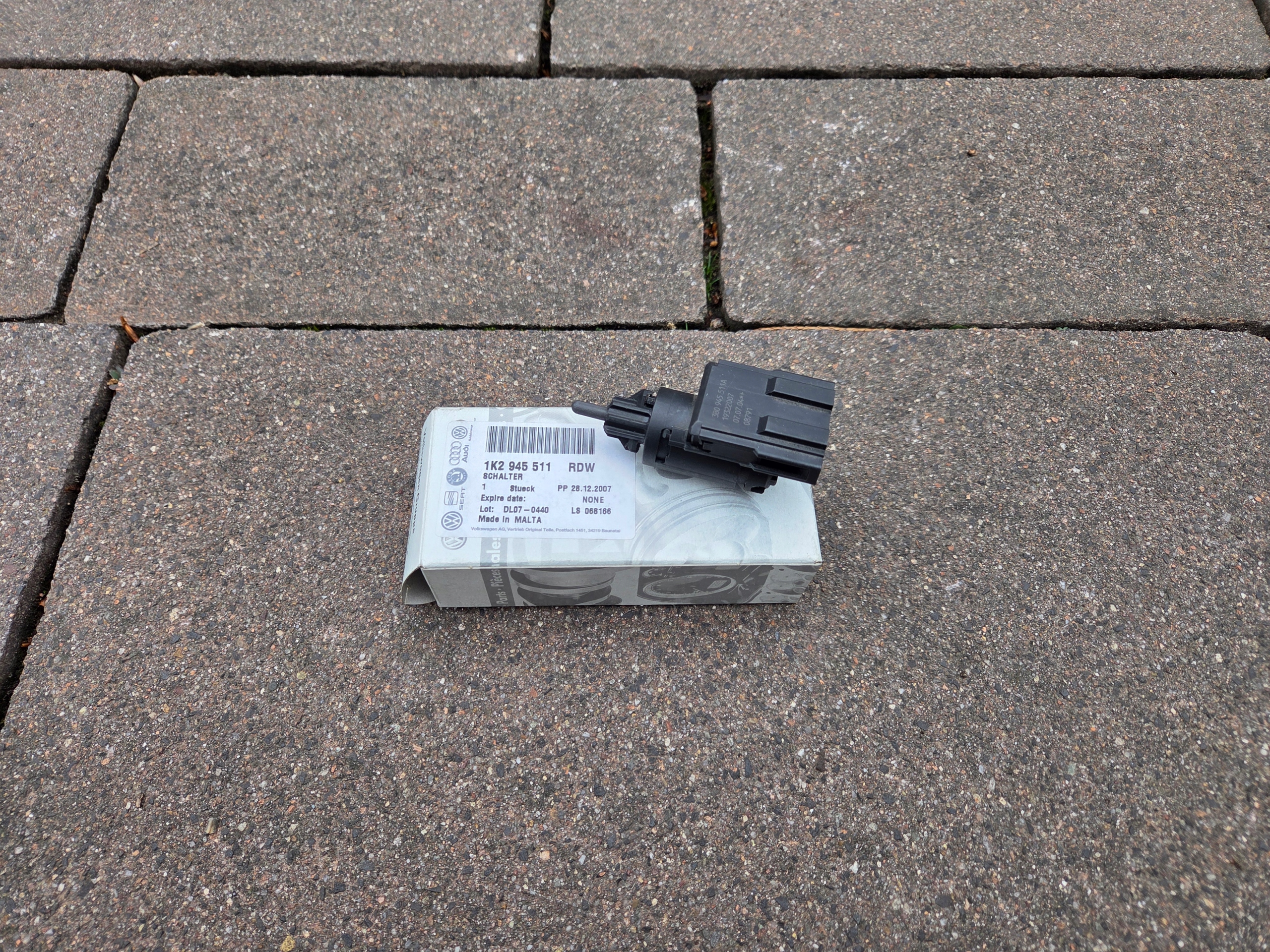 Capteur feu stop 1K2945511RDW pour VAG image 2