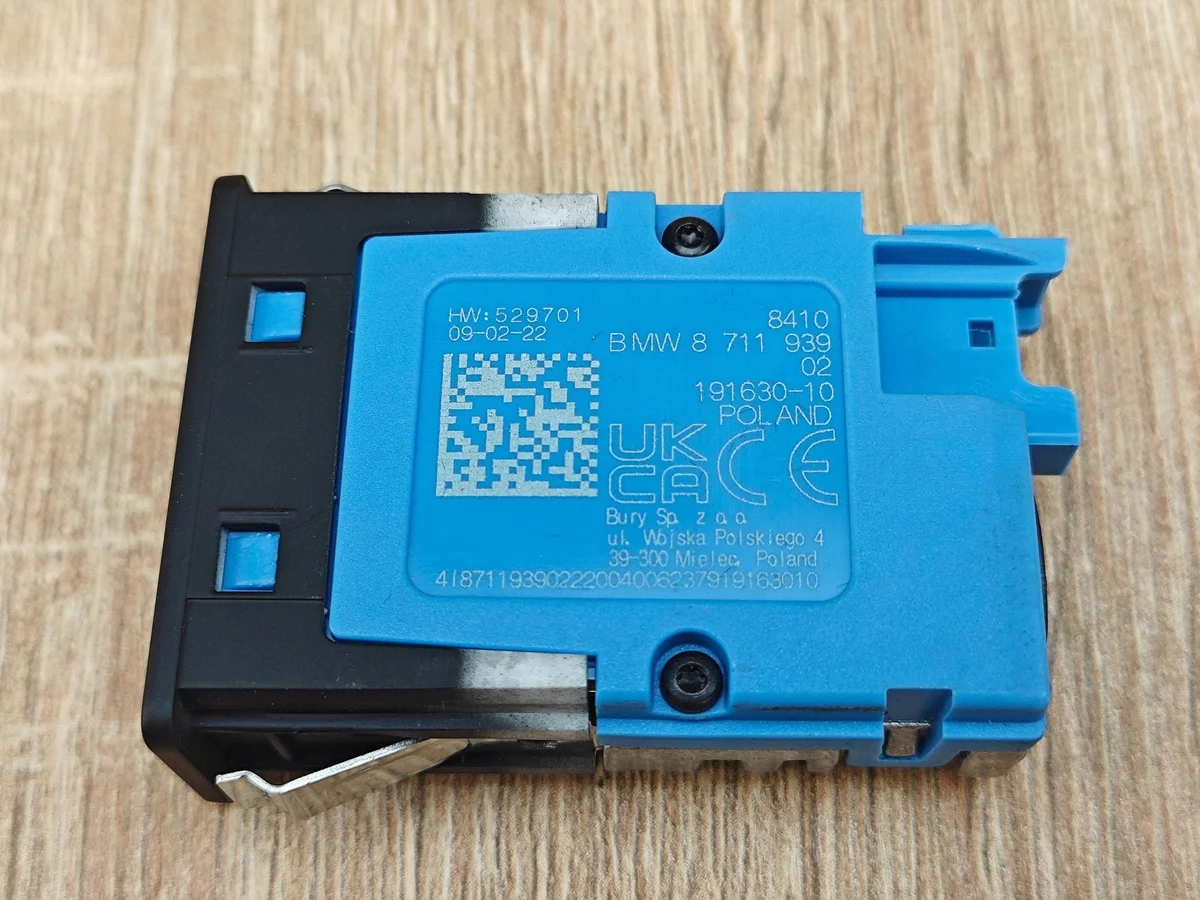USB C poort BMW G30 G20 8711939 image 4