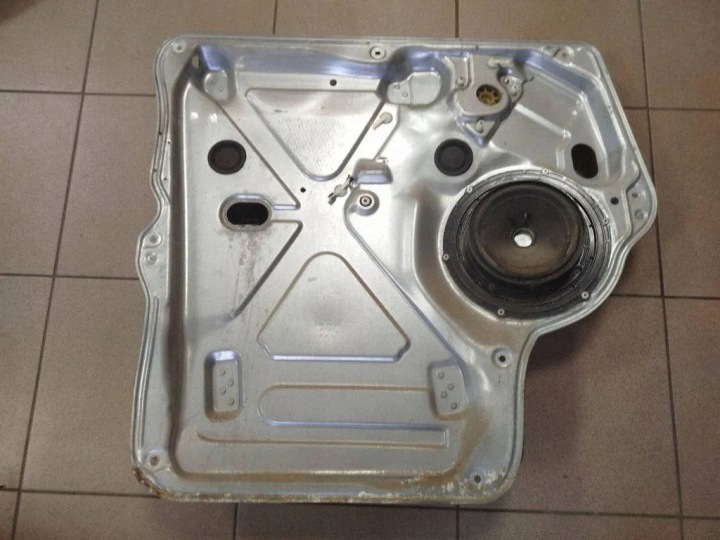 Vasemman etuikkunan mekanismi VW Transporter T5 7H0837729