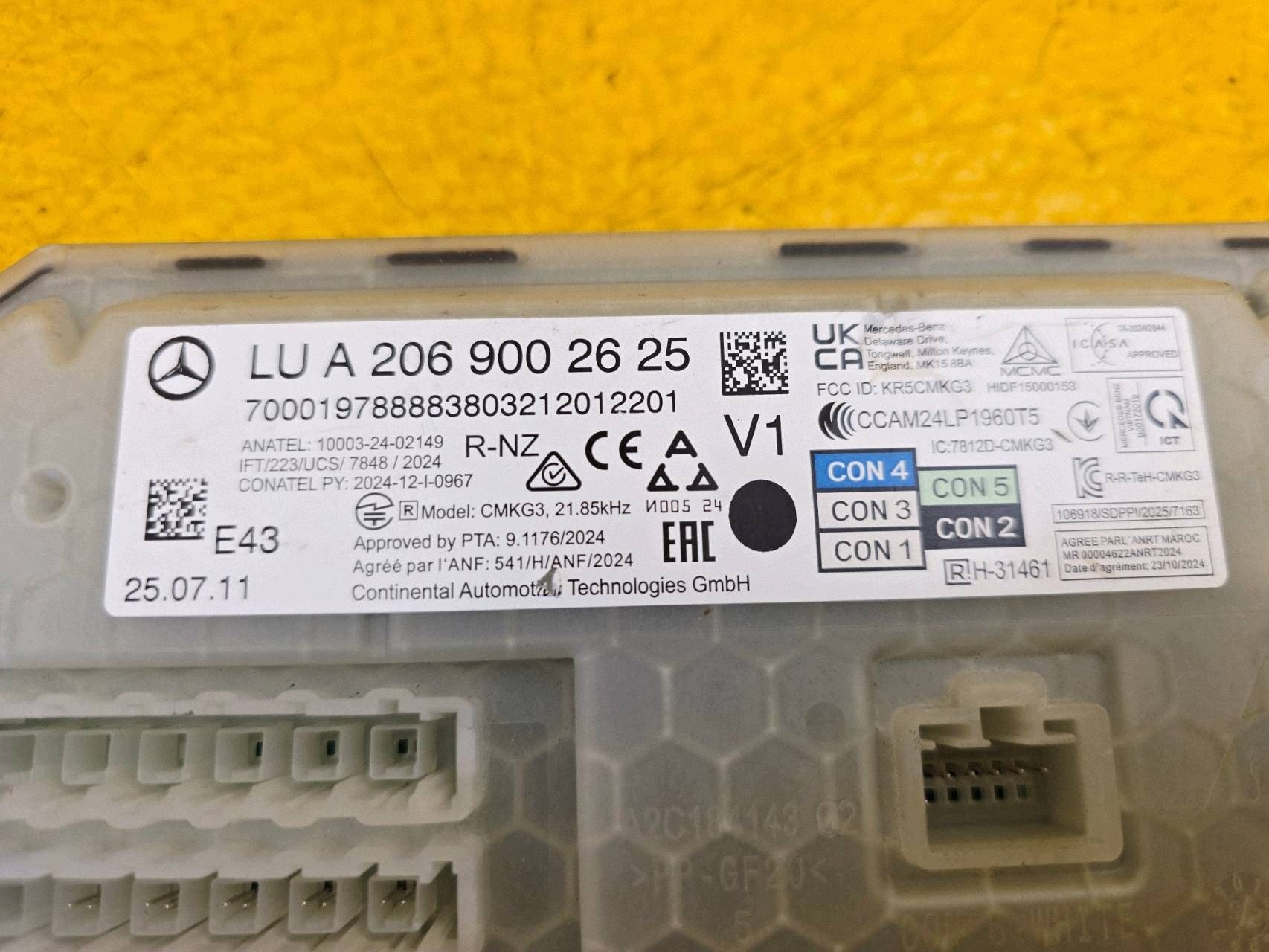 Module de commande d'allumage Mercedes C W206 A2069002625 image 8