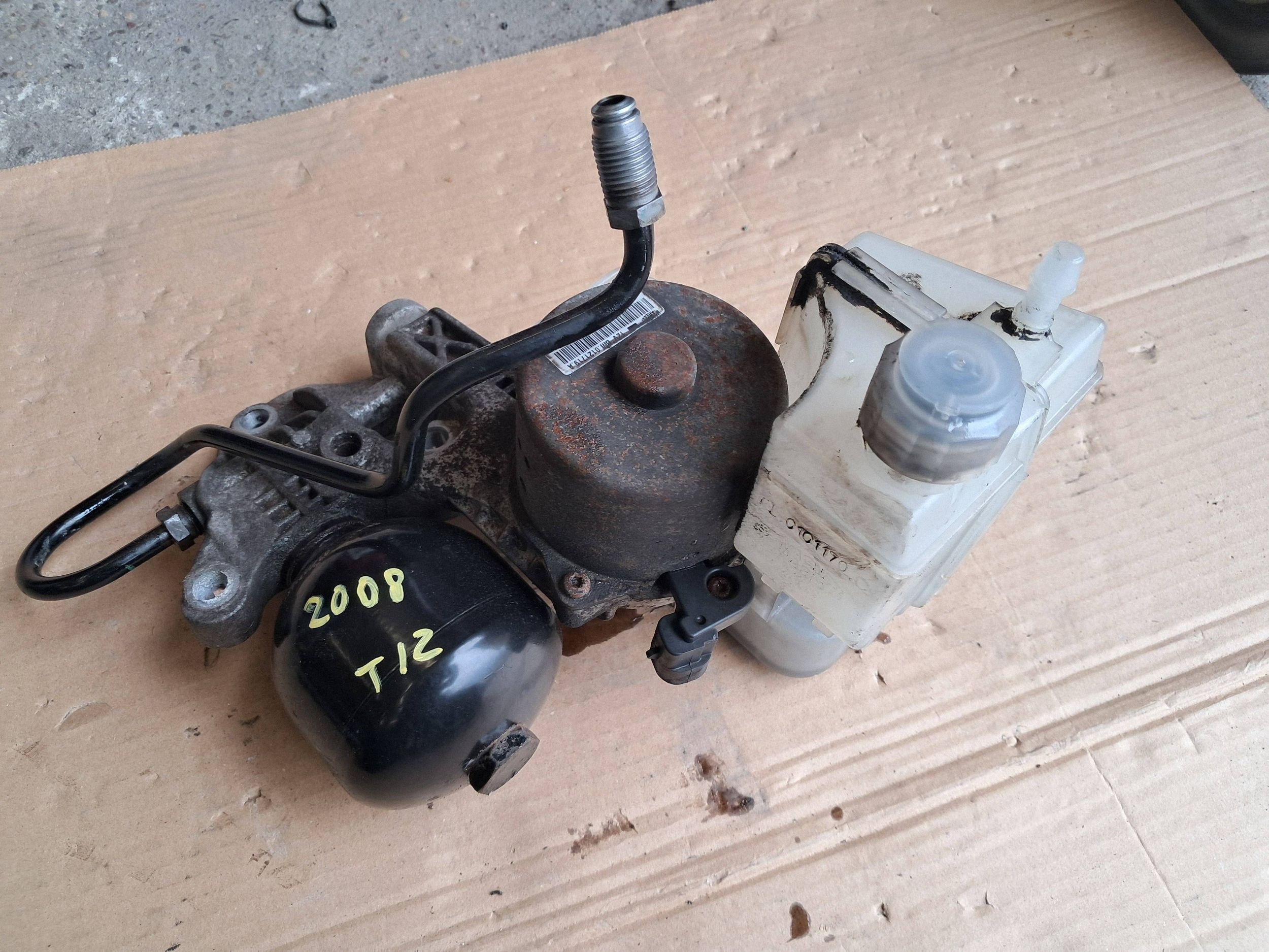 Peugeot 2008 Pump MCP Robot BM0121719 Begagnad image 2