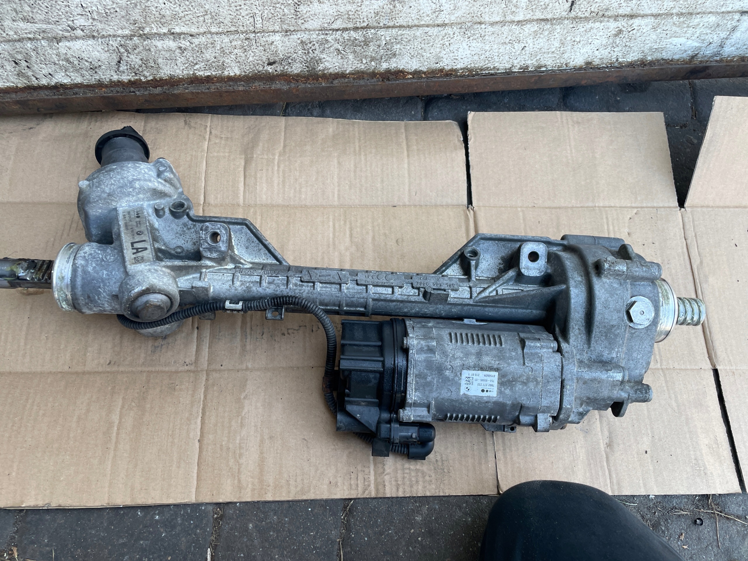 Crémaillère BMW E81 E87 E90 E91 E92 Électrique image 5