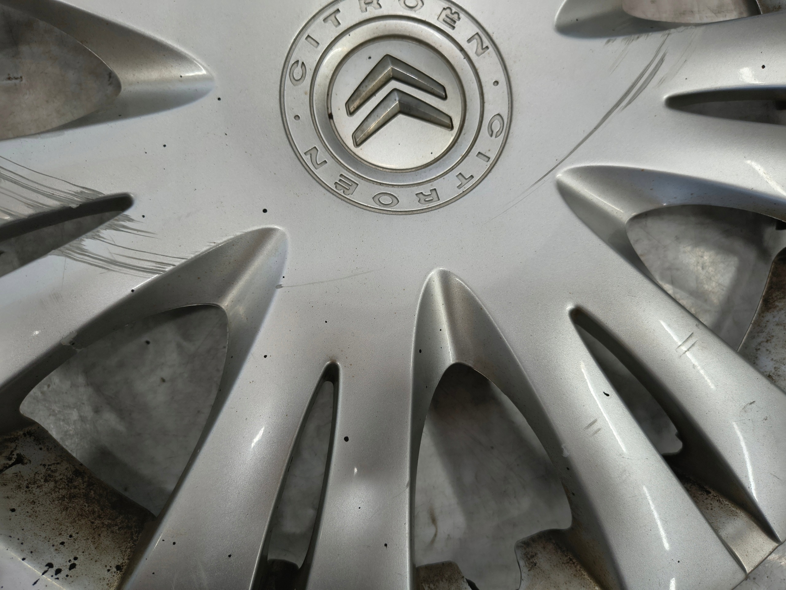 4 enjoliveurs Citroën R16 9657838280 image 10
