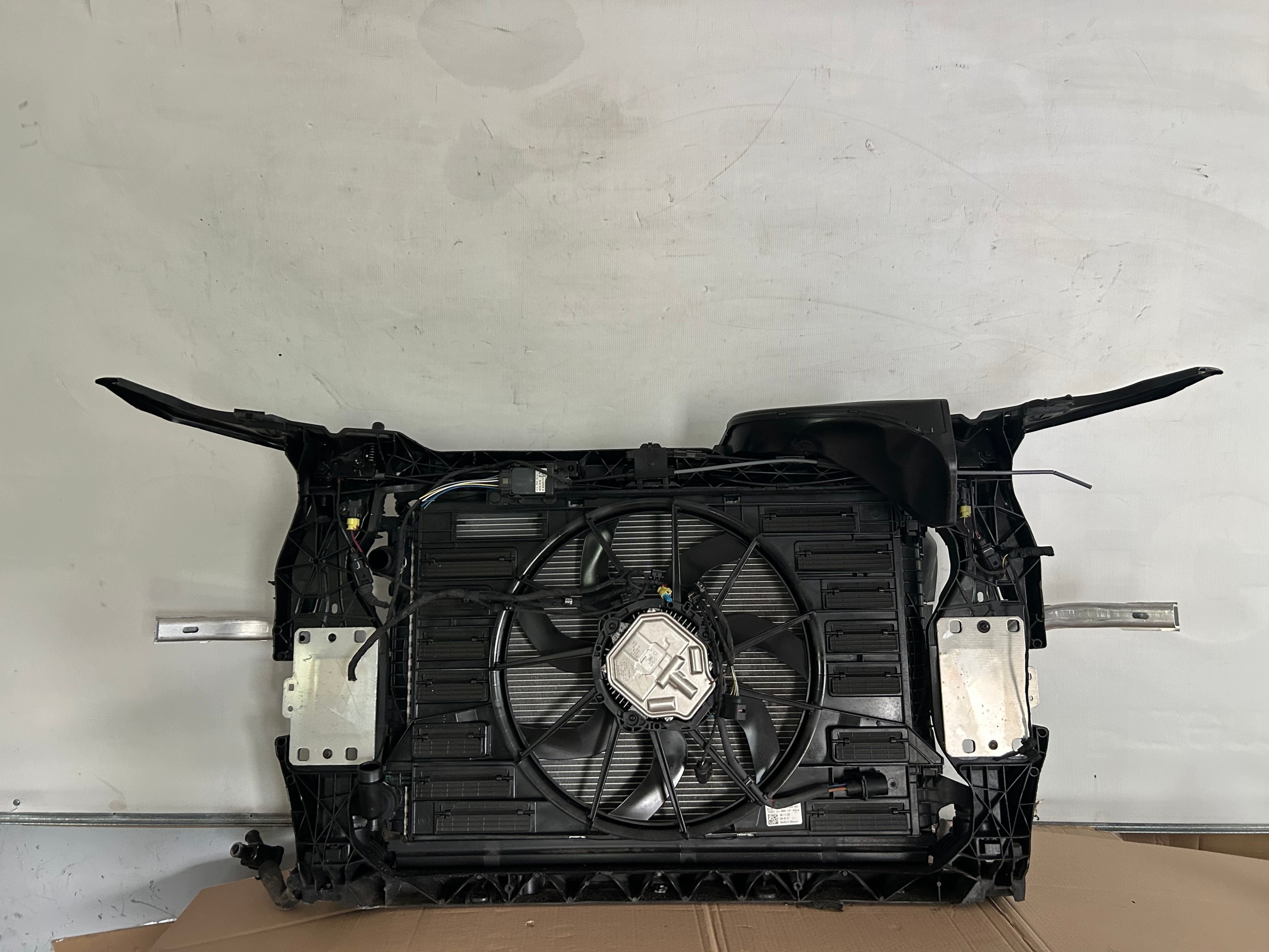 Conjunto Radiadores Suporte Dianteiro Audi Q5 FYT 80A 40 TDi 2020- image 2