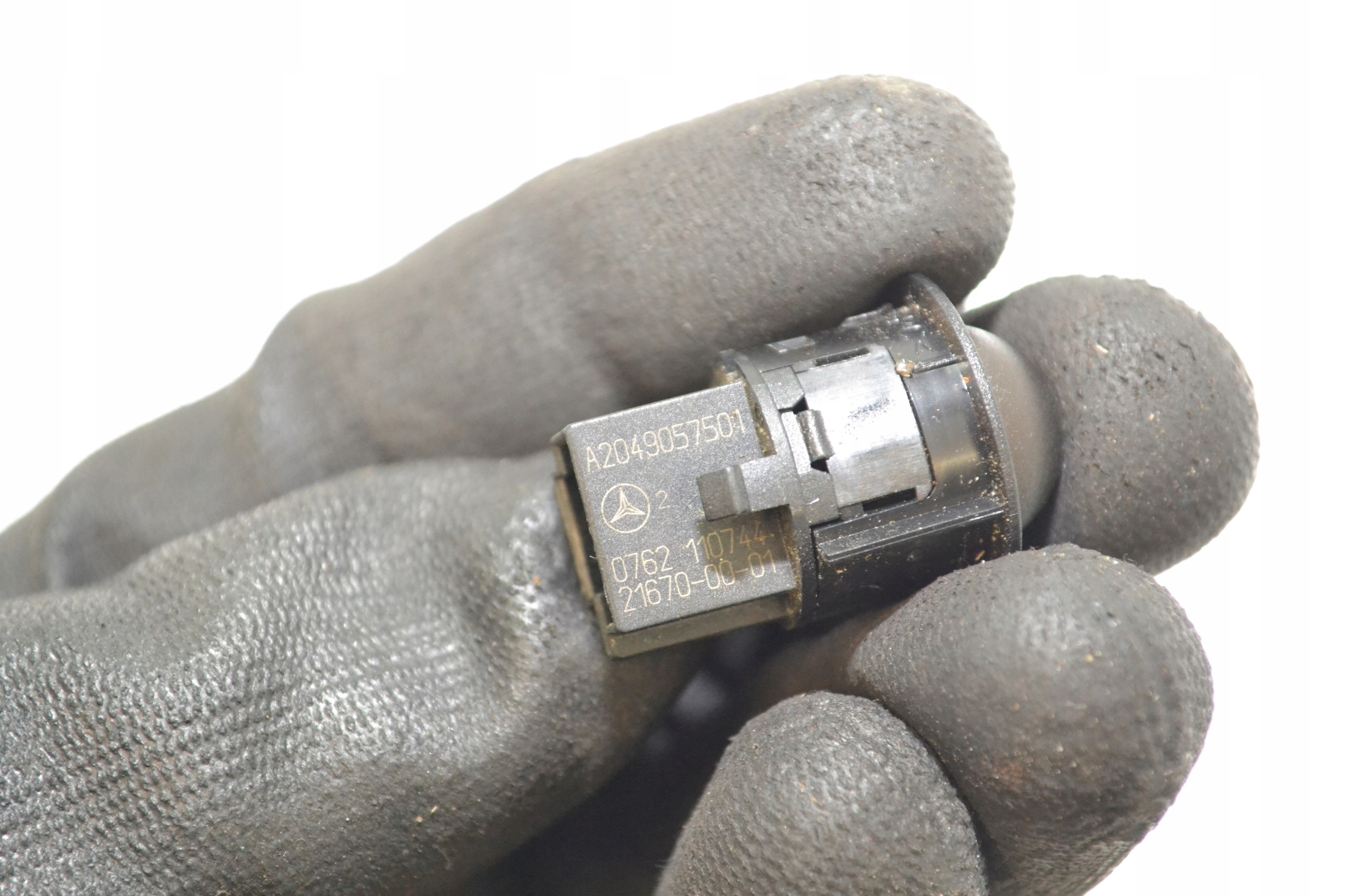 Mercedes E C207 W207 Solsensor A2049057501 image 4