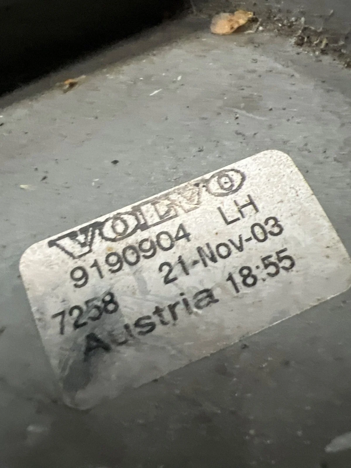 Farol Volvo XC70 Esquerdo Usado 9190904 image 3