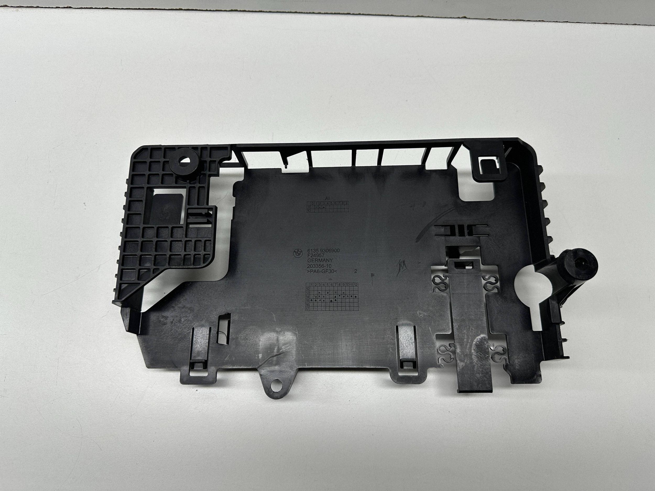 BMW 2 F45 2016 Engine Computer Mount 61359306900 image 2