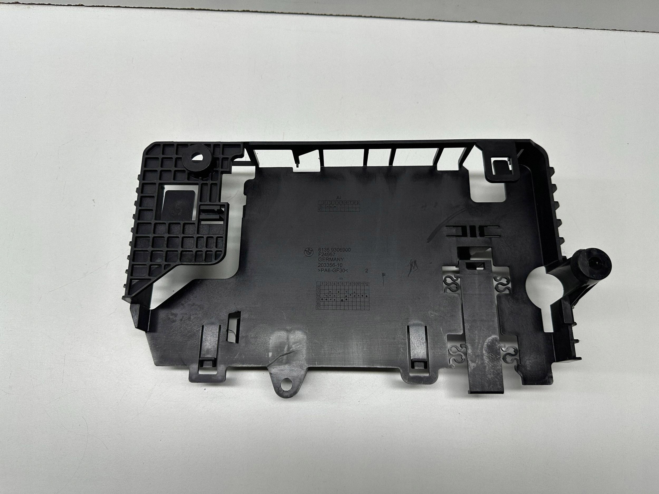 BMW 2 F45 2016 Engine Computer Mount 61359306900 image 4