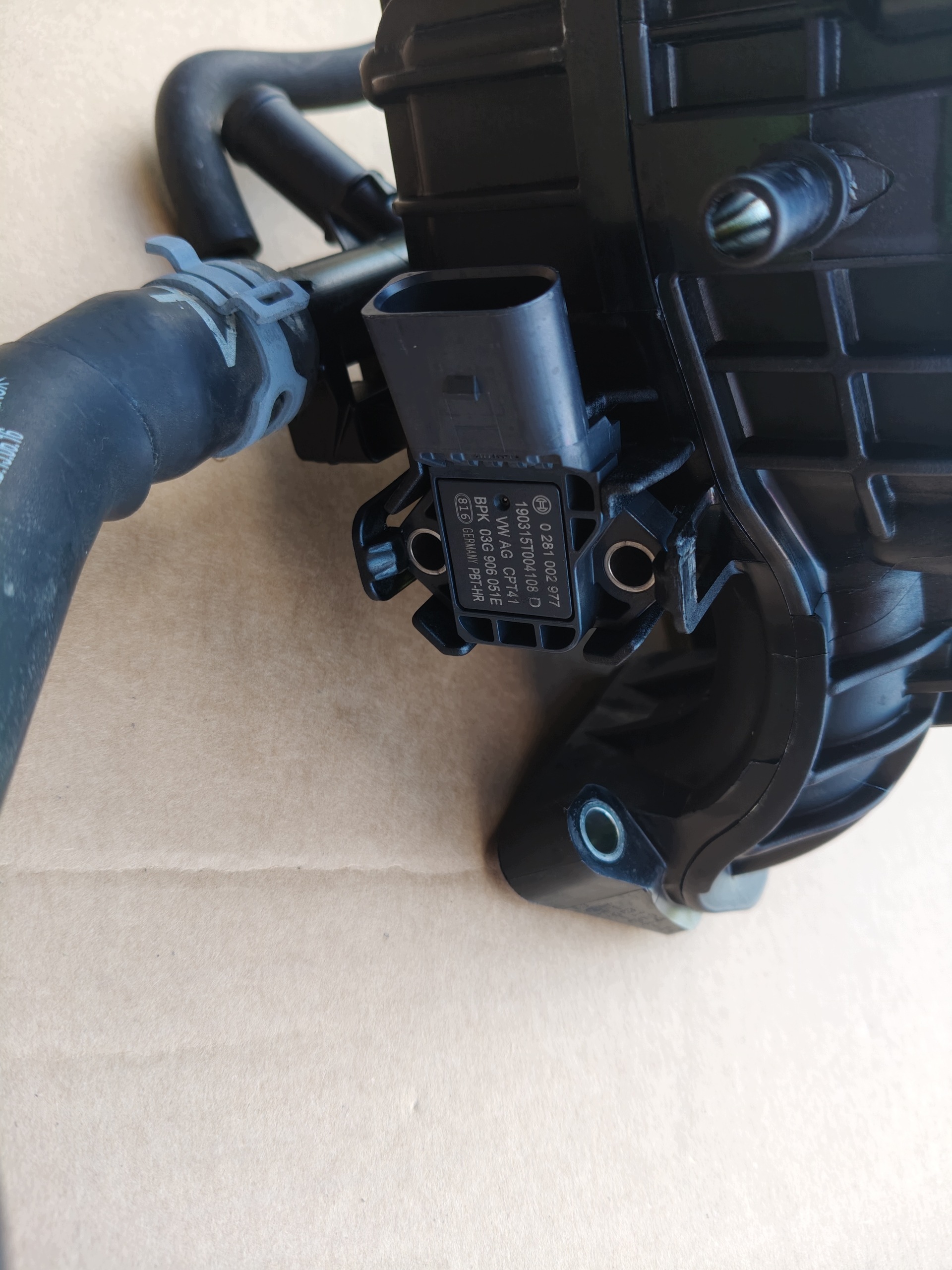 VW SKODA SEAT 1.0TSI Intake Manifold 04C129711E 04C129709E 2019 image 5