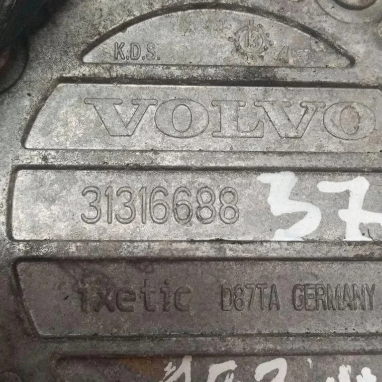 Bomba de vácuo Volvo D87TA 2.0L image 3