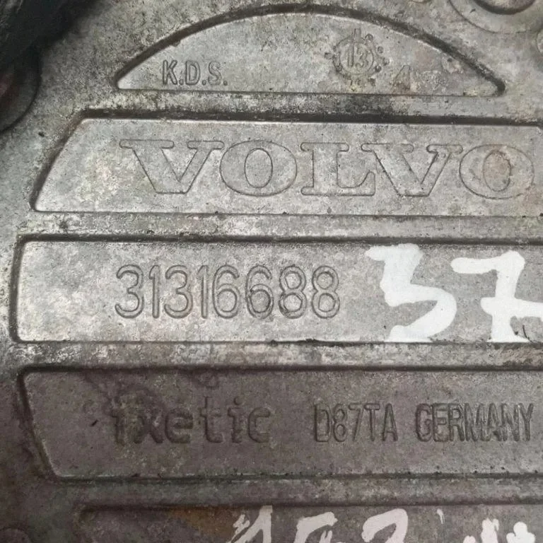 Bomba de vácuo Volvo D87TA 2.0L image 6