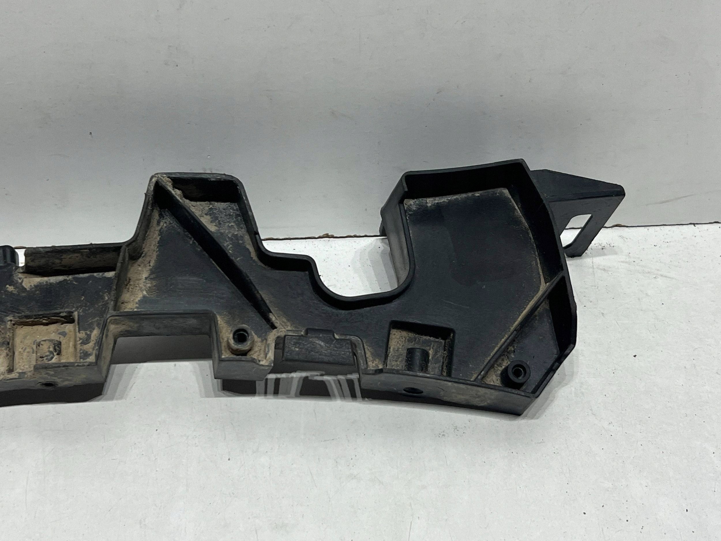 Audi 80A807277D Moulure de fixation image 6