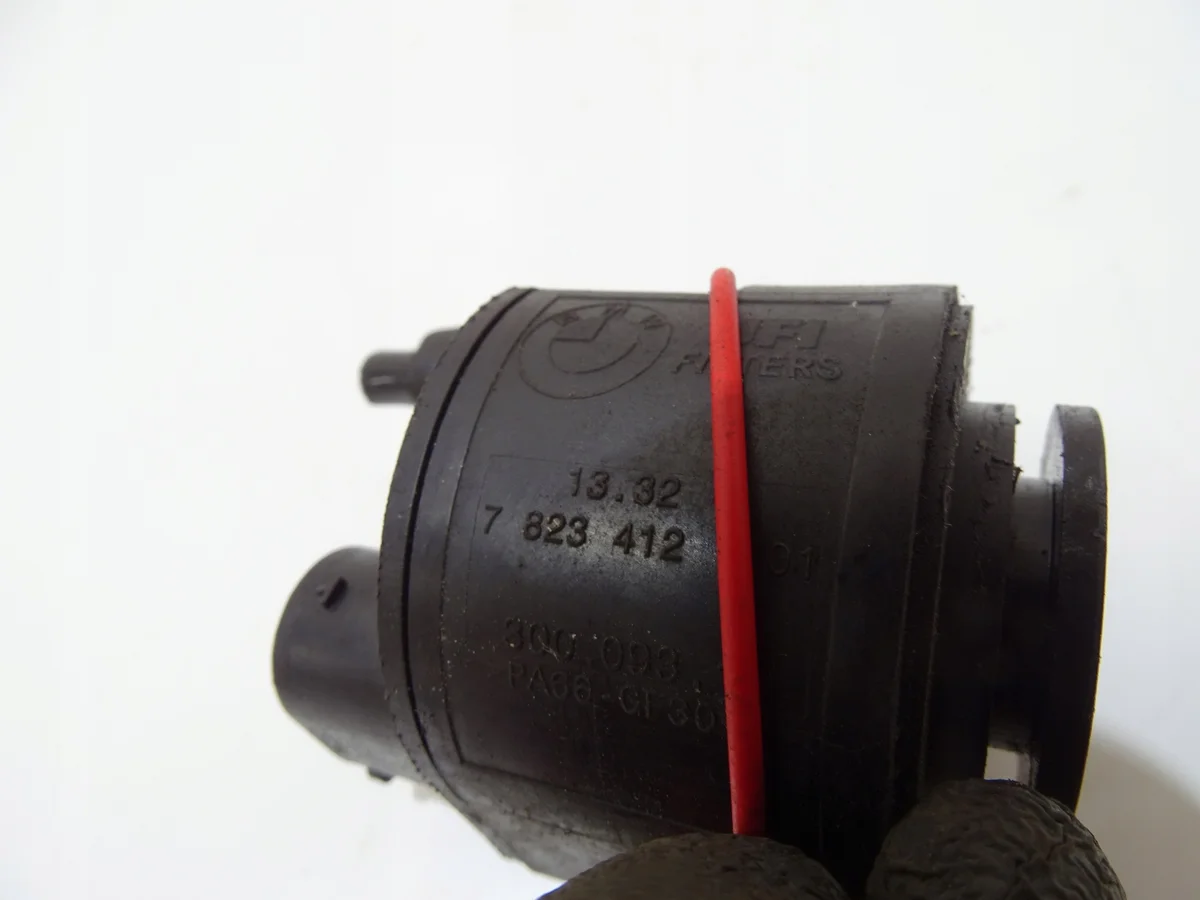 BMW OE 7823412 Brandstofverwarmer image 4