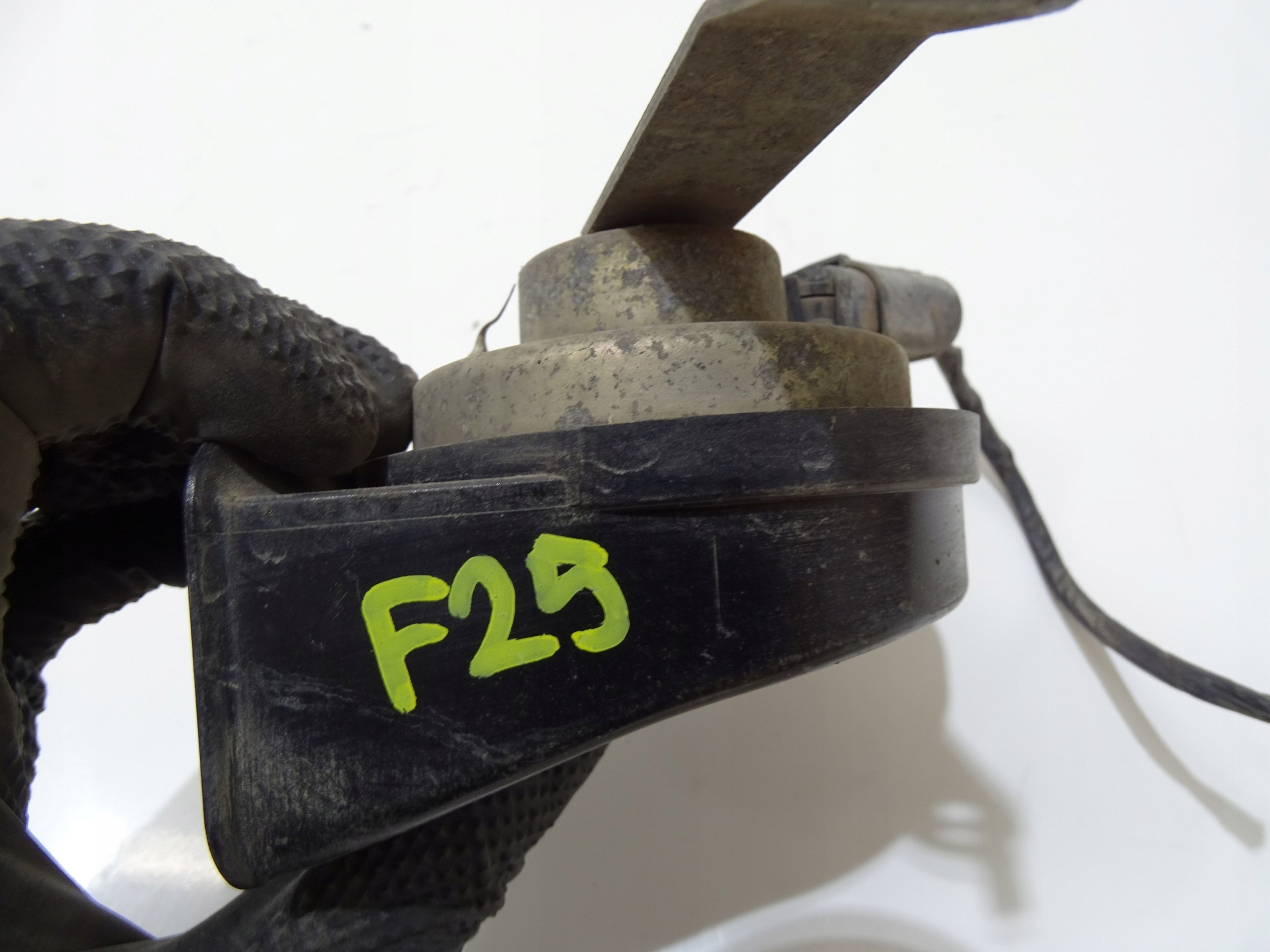 BMW X3 F25 X4 F26 Hupe Hochton 7217703 image 5