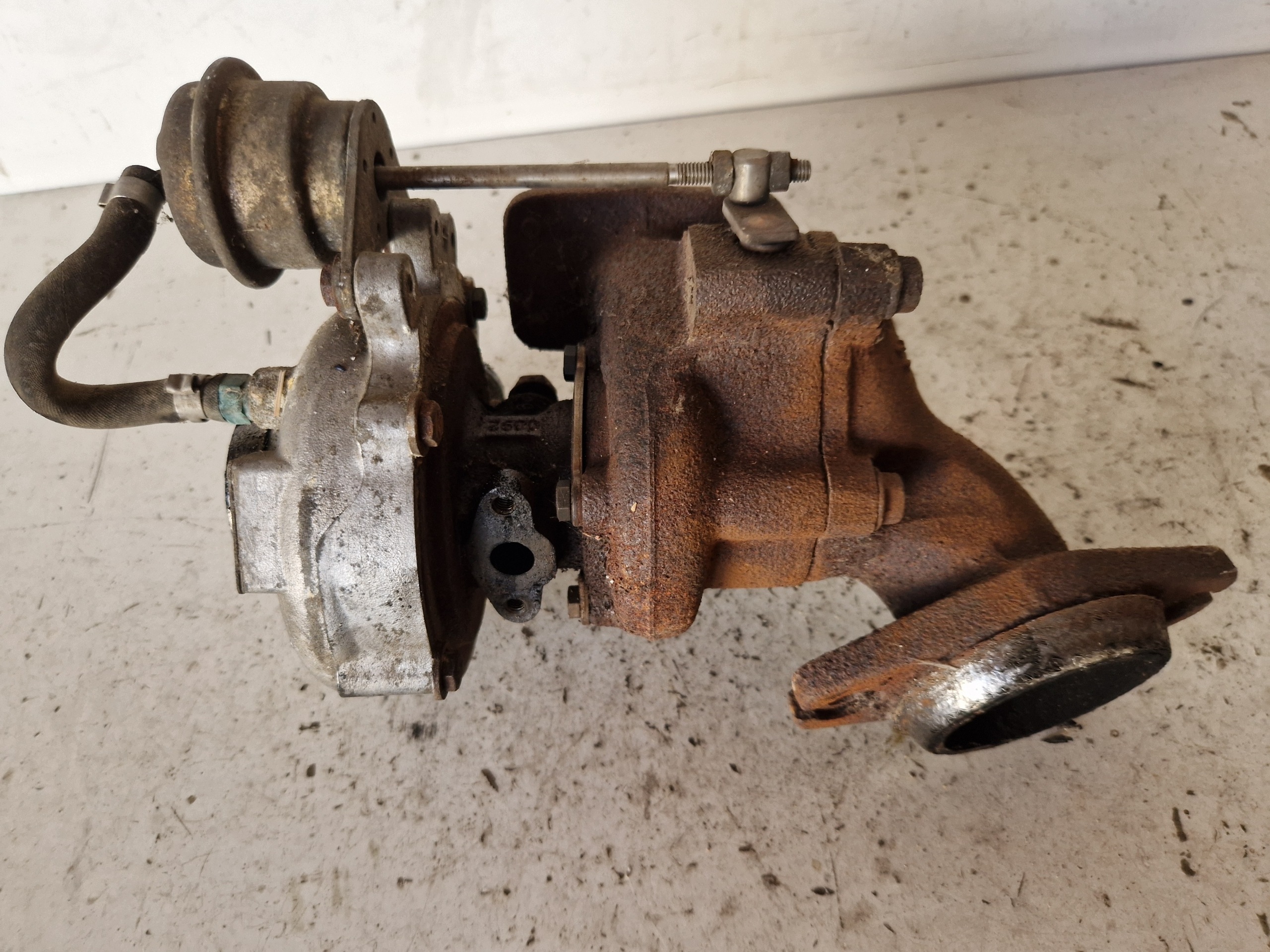 Turbiini regenerointiin IVECO DAILY III 2.3 HPI 504014911