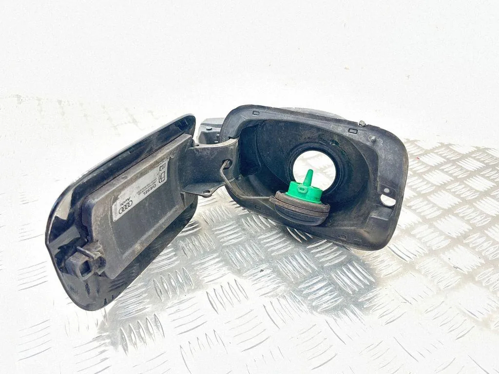 Polttoainesäiliön luukku Audi A5 Sportback 8TA 8T8809906B