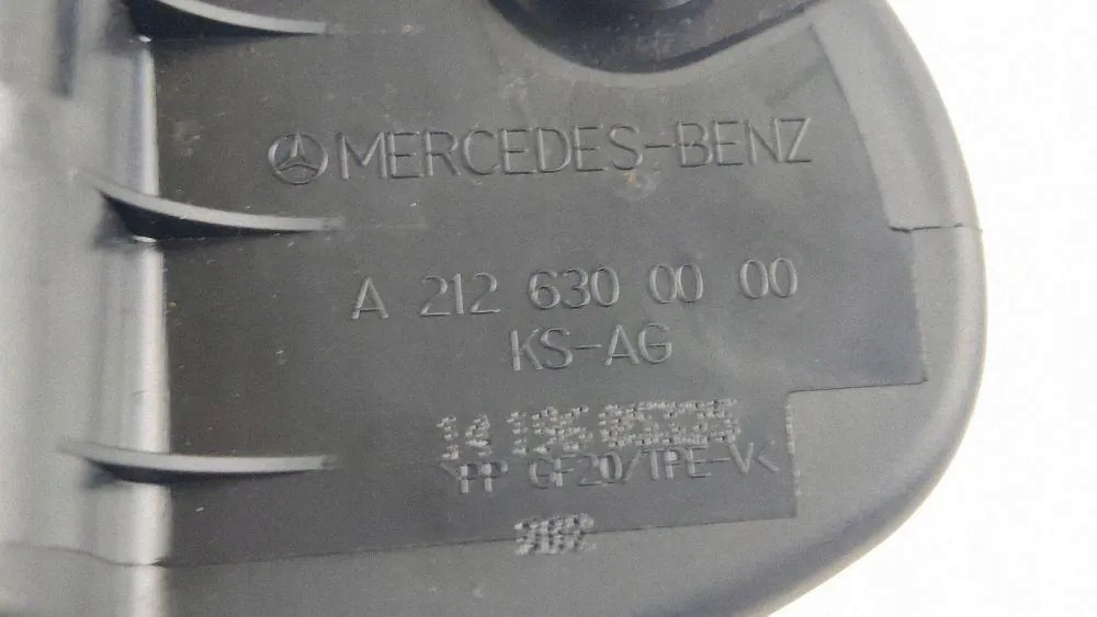 Trappe à carburant Mercedes E W212 A2126300000 image 6