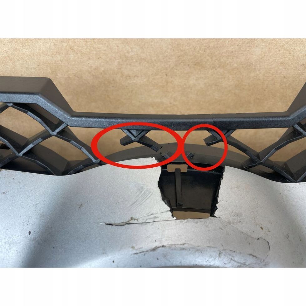 Grade di para-choque dianteiro Mercedes GLK X204 W204 2012-2015 A2048802983 image 4