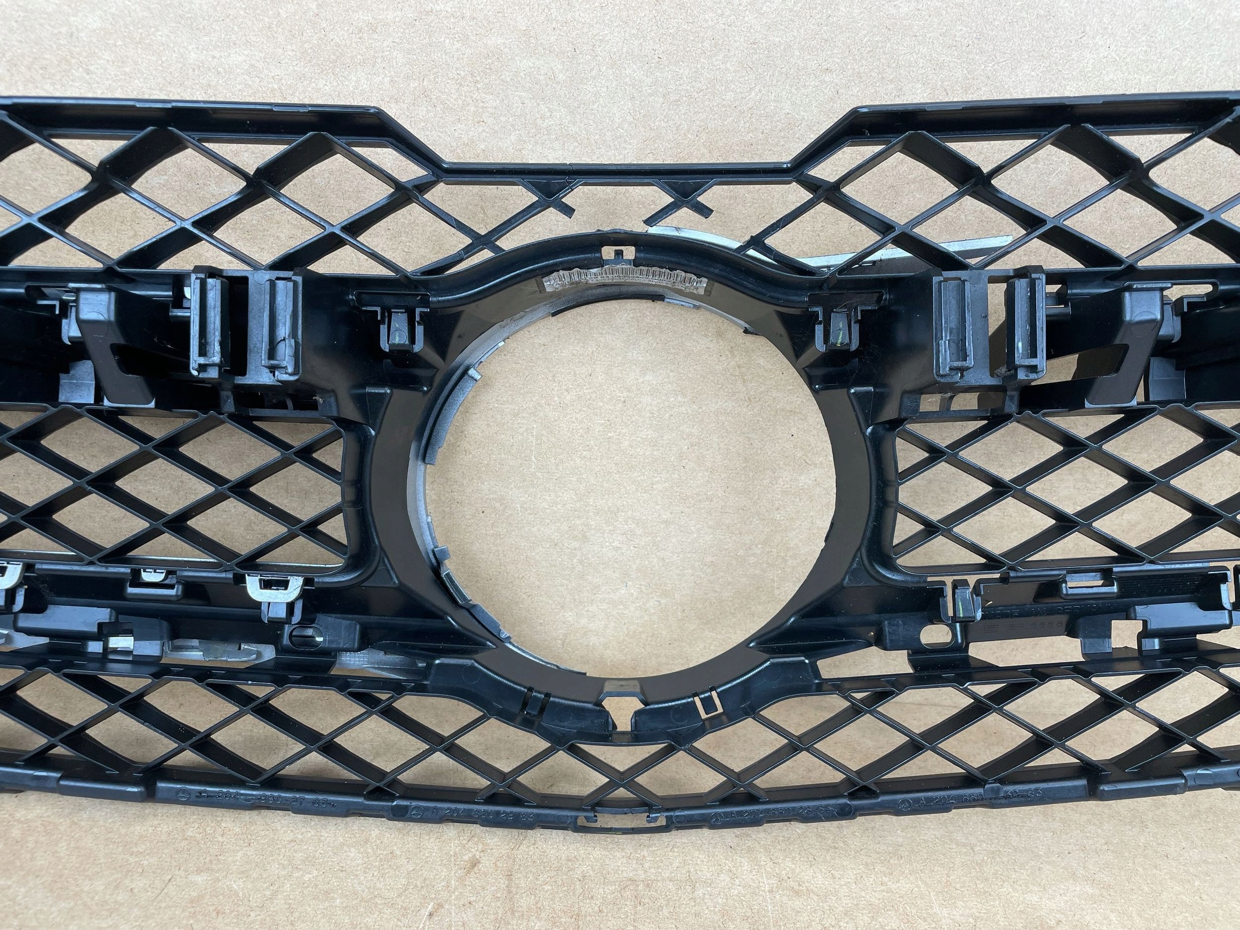 Grade di para-choque dianteiro Mercedes GLK X204 W204 2012-2015 A2048802983 image 7