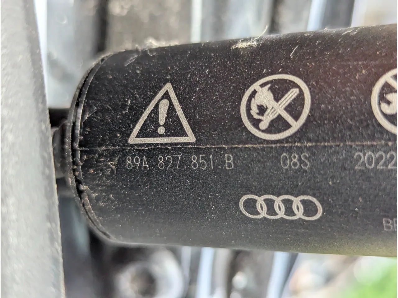 Audi Q4 Heckklappen-Stellantrieb 89A827851B image 5