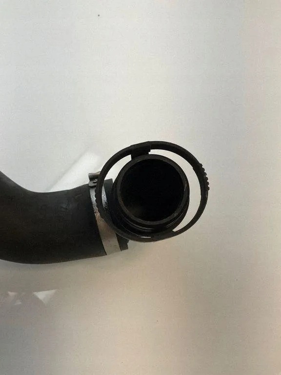 Pompe à carburant BMW 5 Touring E61 52757613 image 5