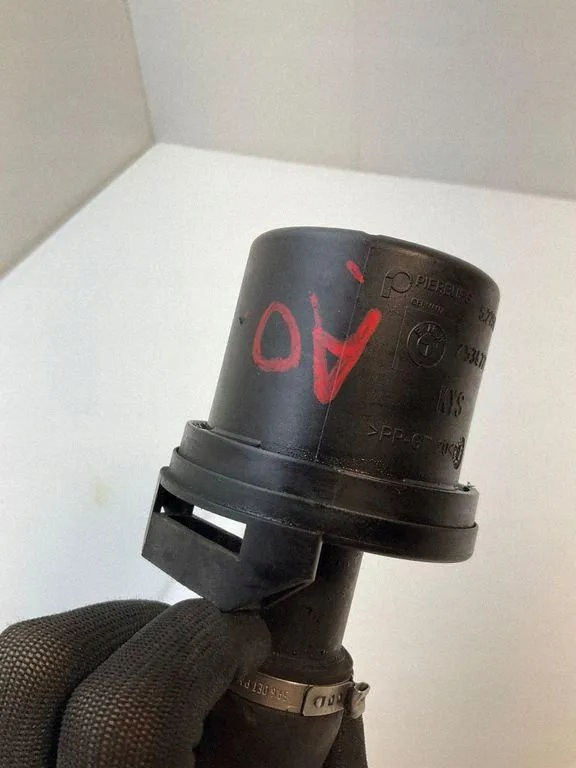 Pompe à carburant BMW 5 Touring E61 52757613 image 8