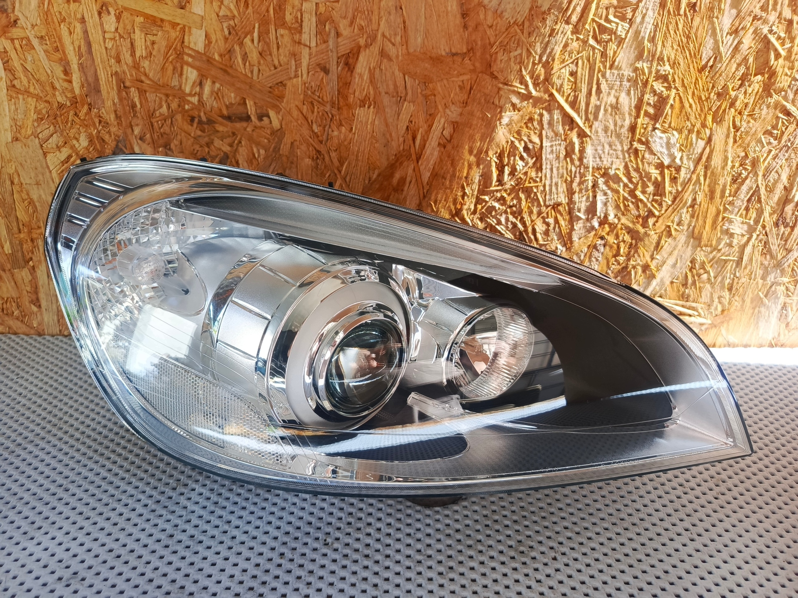 Phare avant droit Volvo V60 S60 Bi-Xénon 31420674 ABL 10-13R image 2