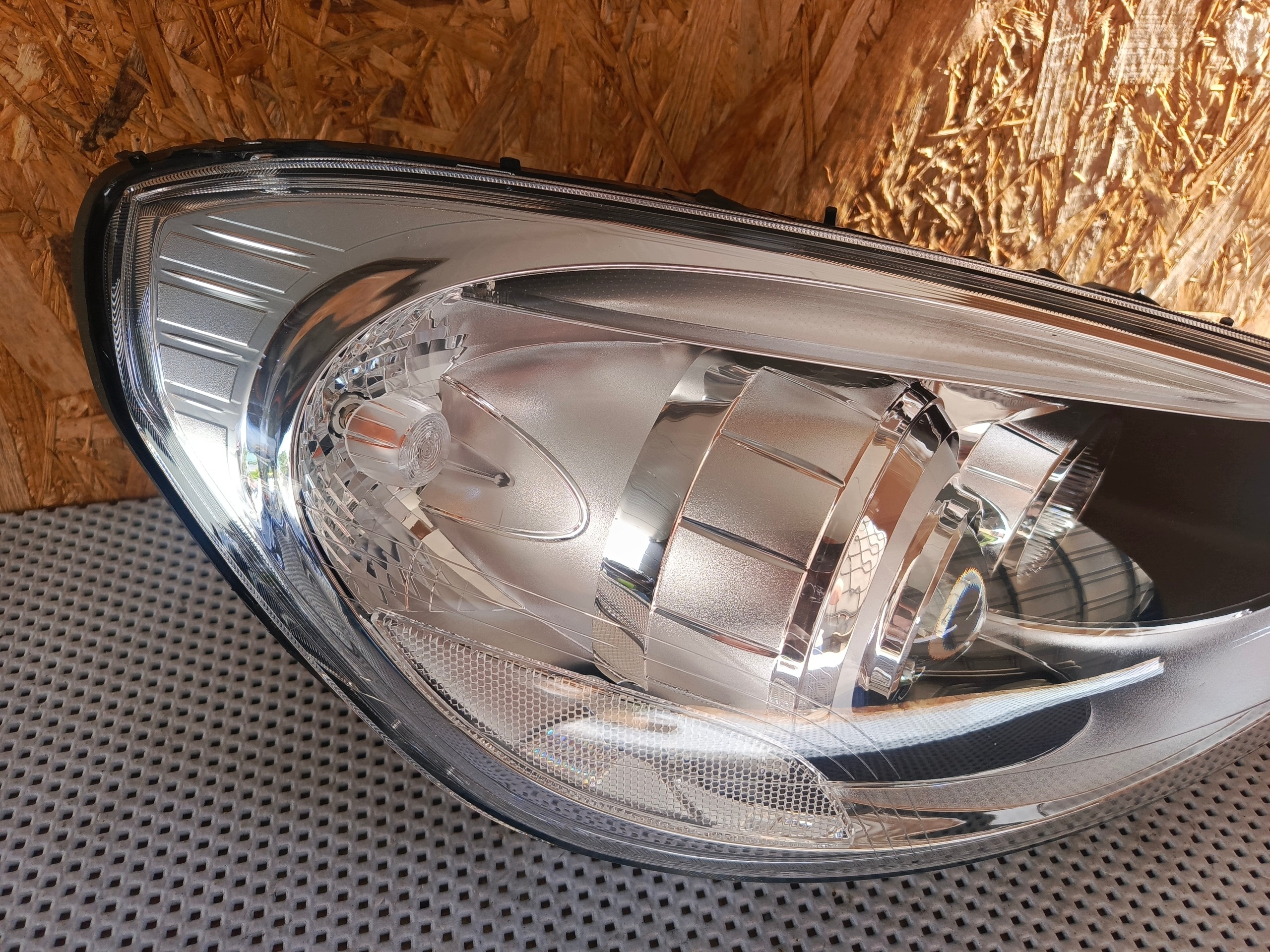 Phare avant droit Volvo V60 S60 Bi-Xénon 31420674 ABL 10-13R image 3