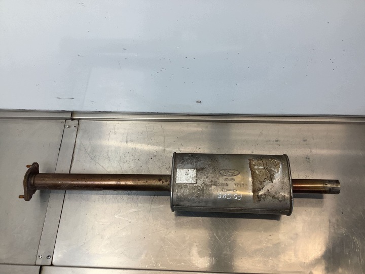 Ford Focusin äänenvaimennin 82341759