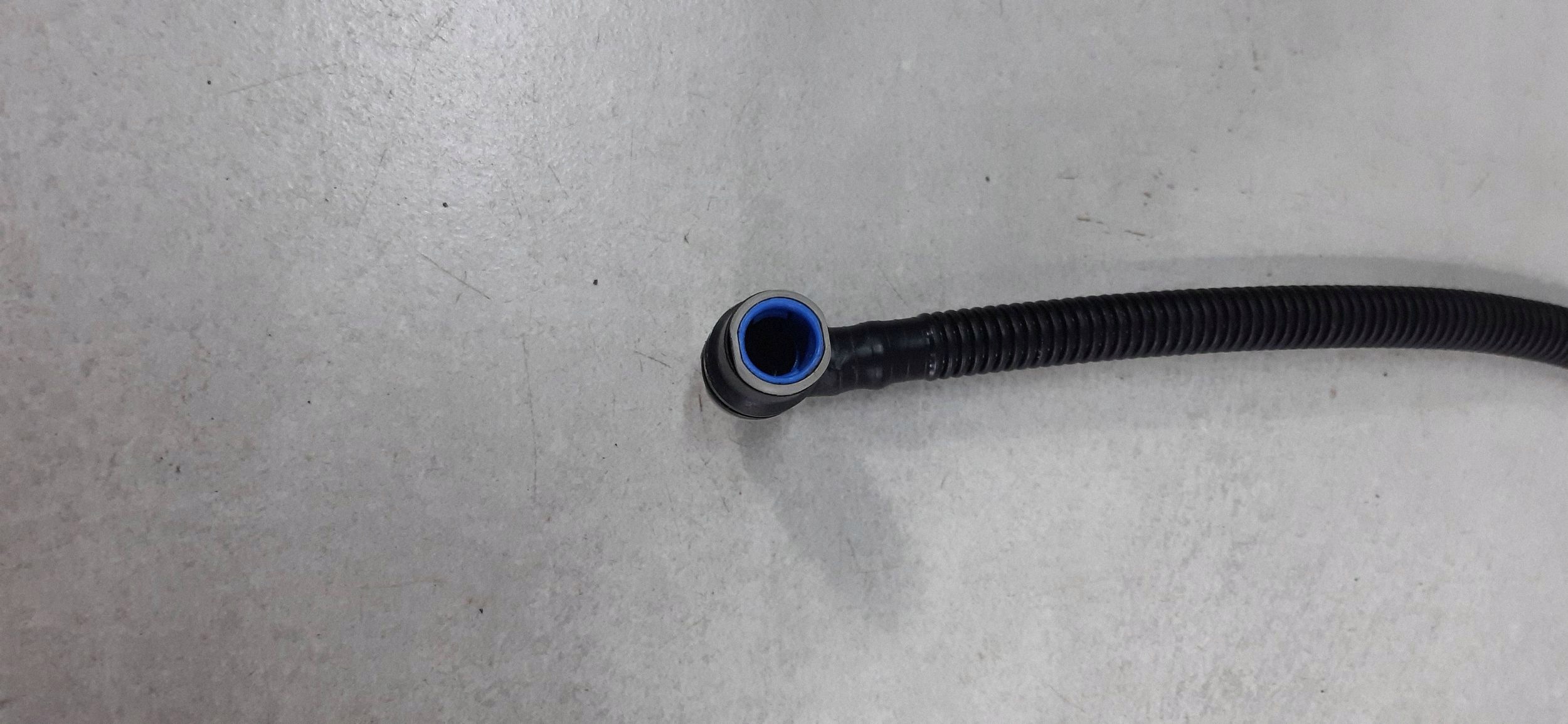 BMW 3 F30 F35 F31 Scheibenwaschpumpe + Leitung 7217792-02 image 3