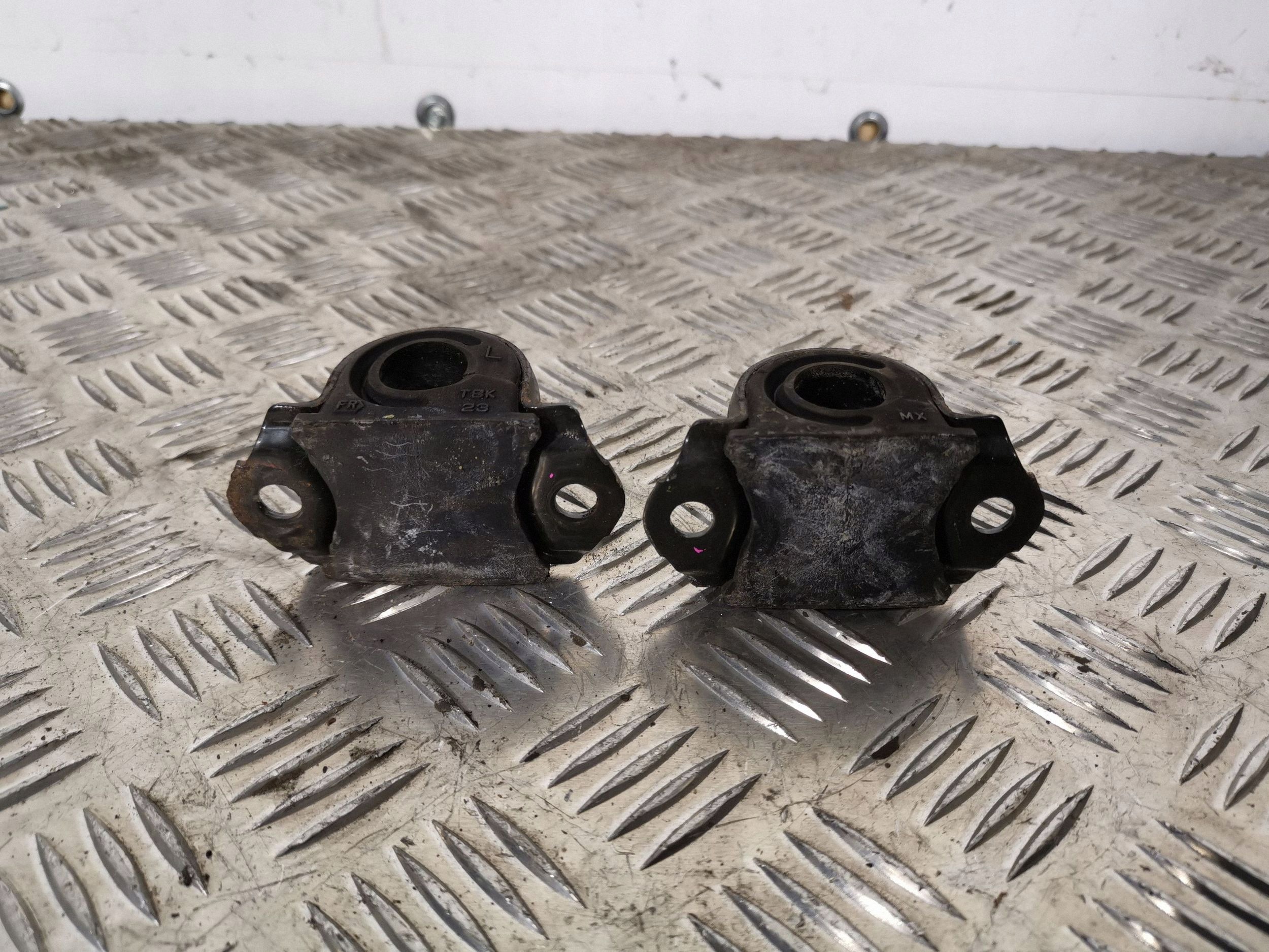 2016 Honda HR-V Front Stabilizer Link FBZ4276