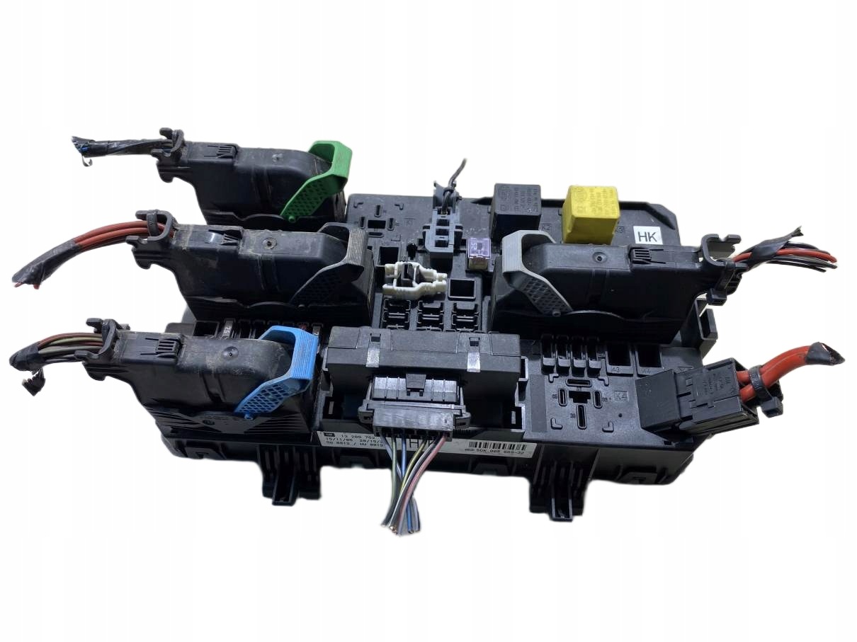 Módulo Caixa de Fusíveis Opel Astra H 1.9 CDTI 13206762 image 2