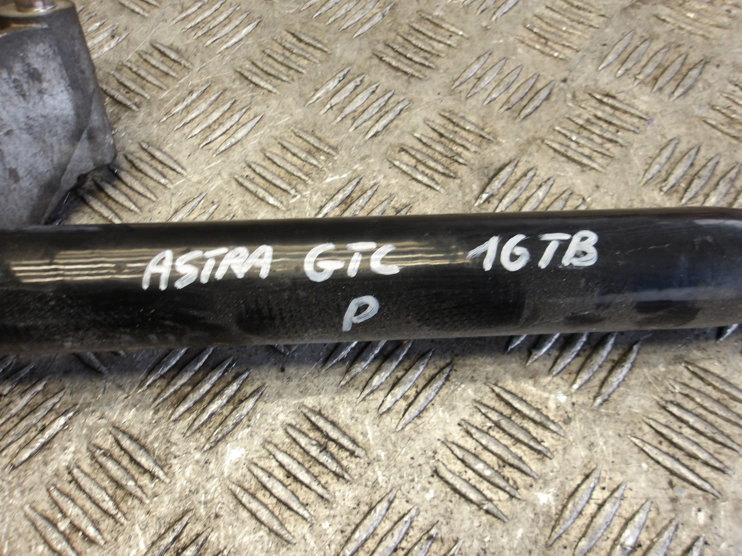 Opel Astra J GTC 1.6T Driveshaft Support Used