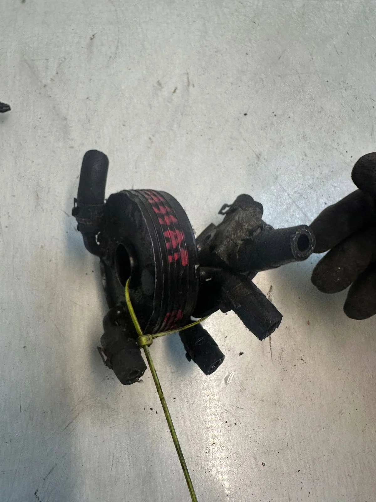 Chauffage filtre carburant Audi A4 S4 B5 3B0201899