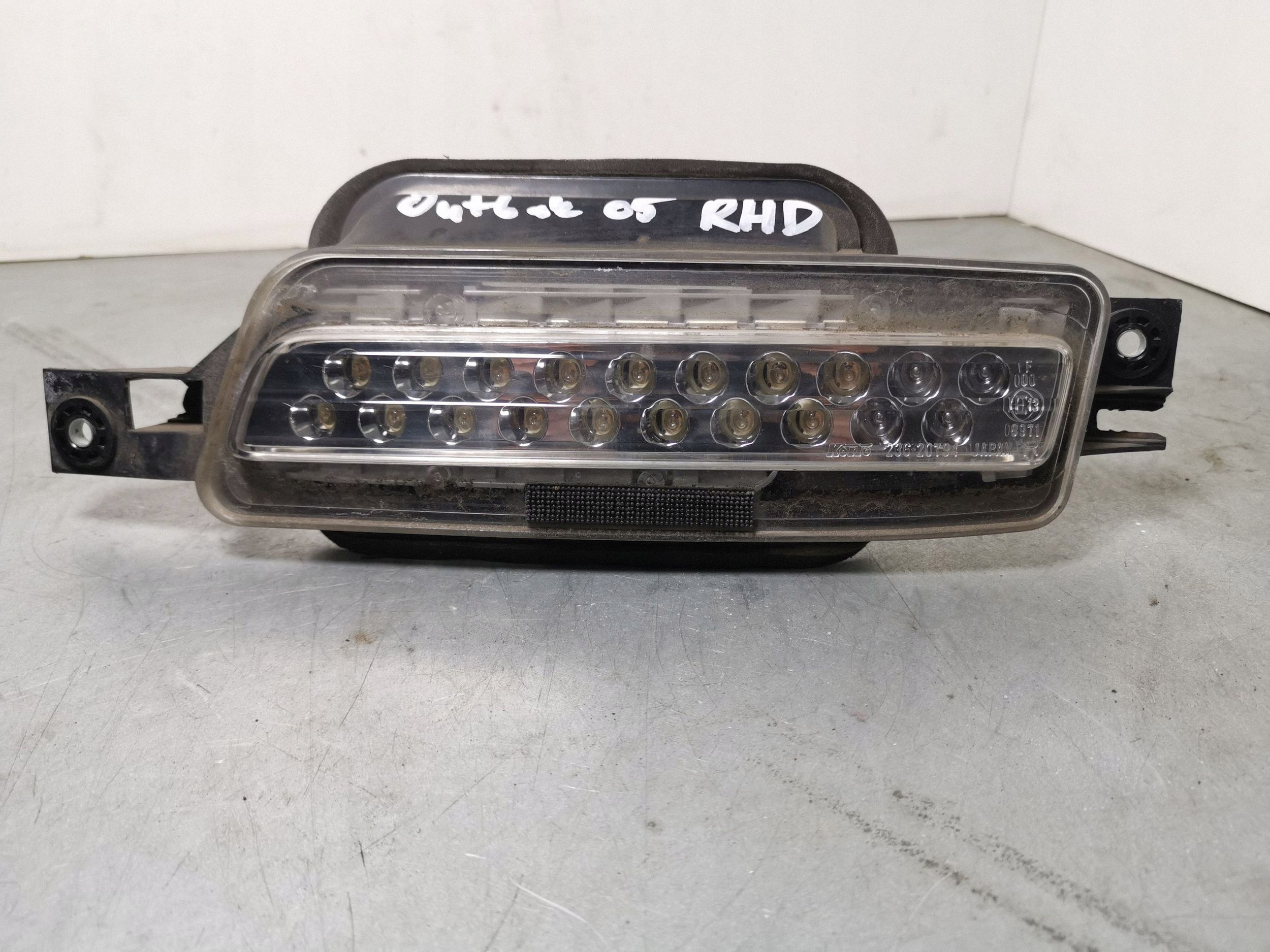 Subaru Outback 2005 Lampe de recul 23620794 image 2