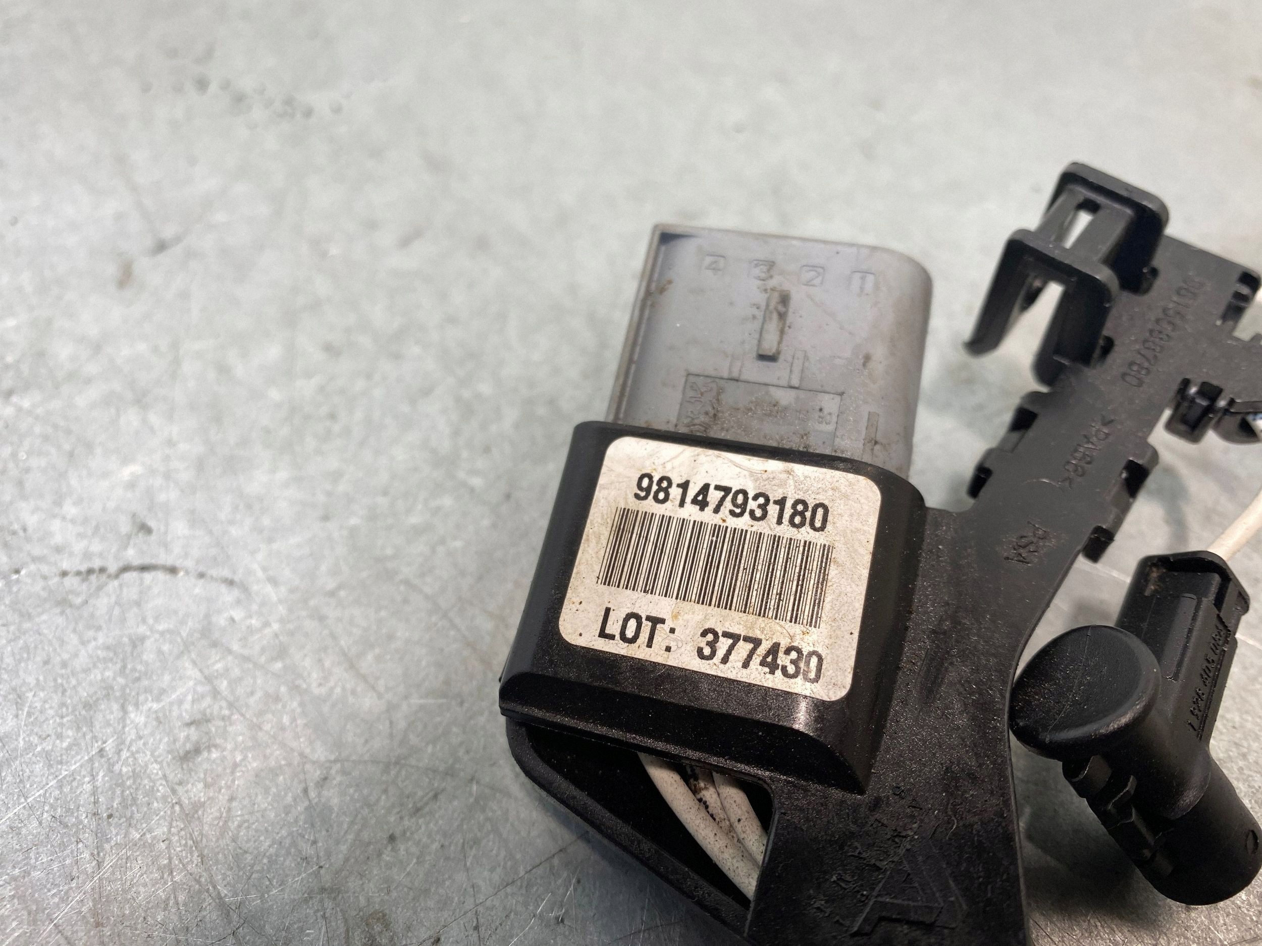 Peugeot 5008 2018 Sytytysjohdot 9814793180 image 3
