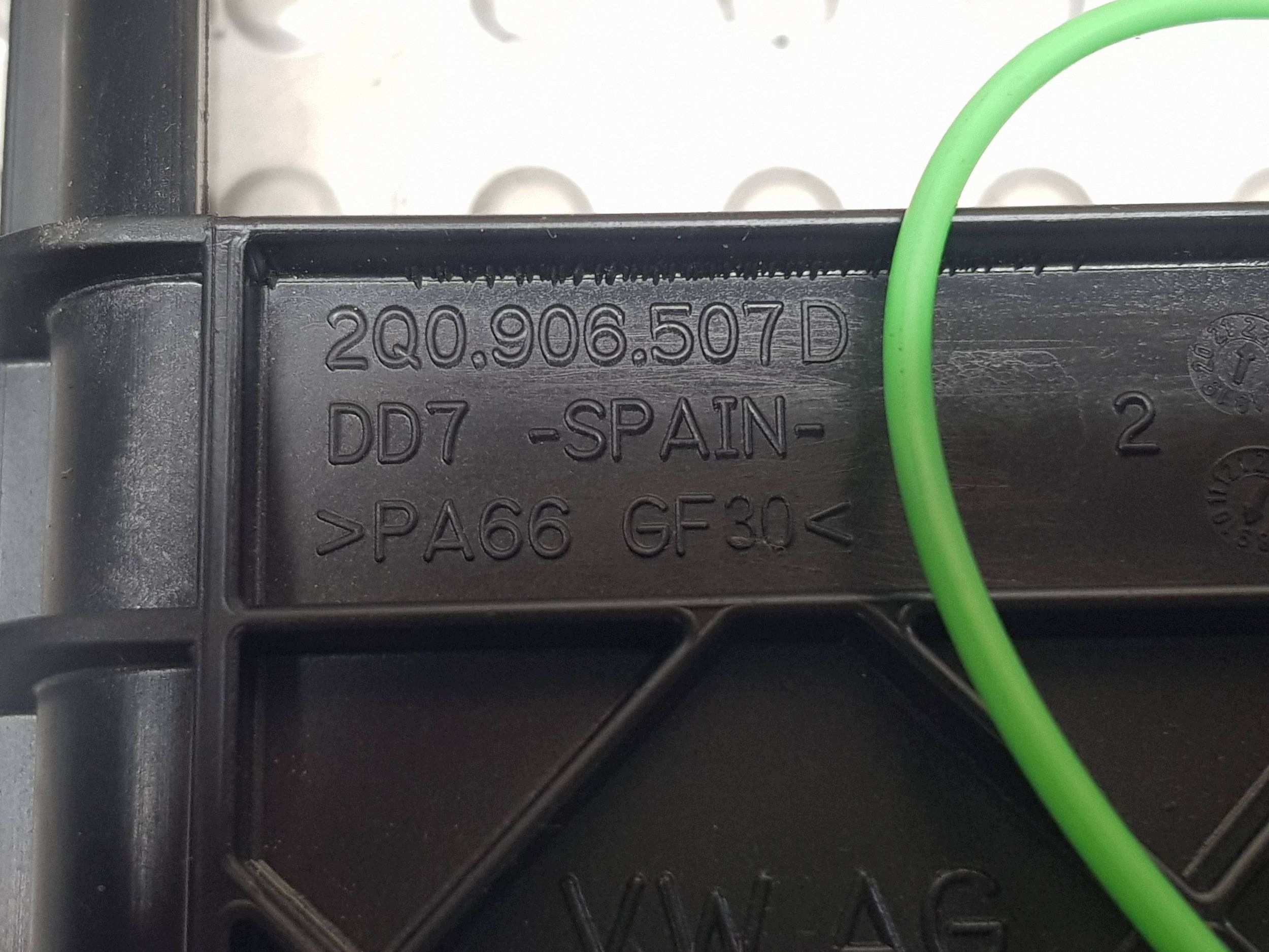 Soporte ECU 2Q0906507D VW Polo VI 2G A1 II 82A 1.0 TSI image 6