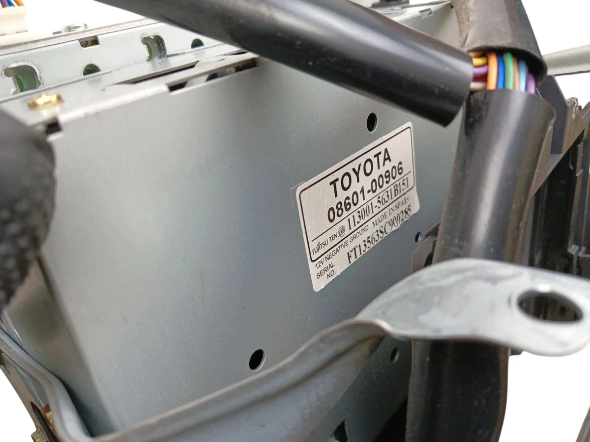 Radio Yaris 86120-0D022 08601-00906 image 7