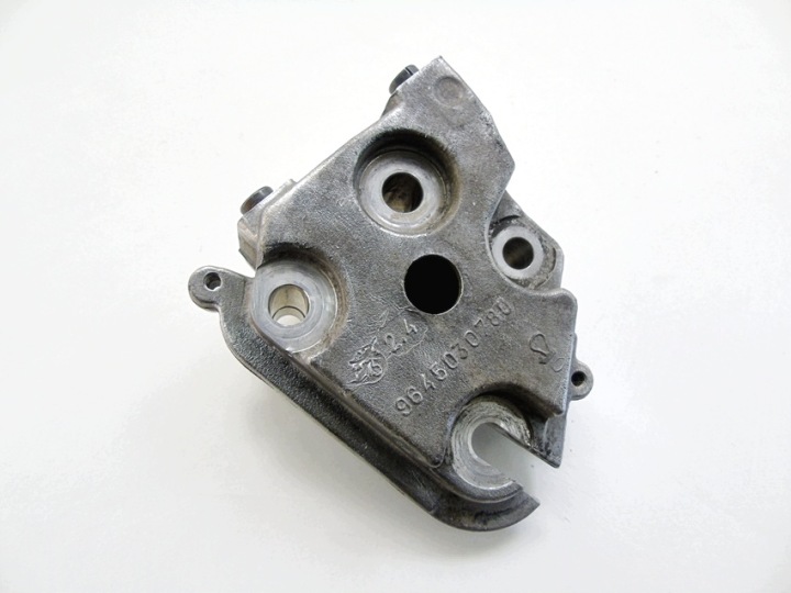 Moottorin kiinnike 2.0 HDI 307 407 C5 C4 607 Scudo Jumpy Ulysse Expert 308 807