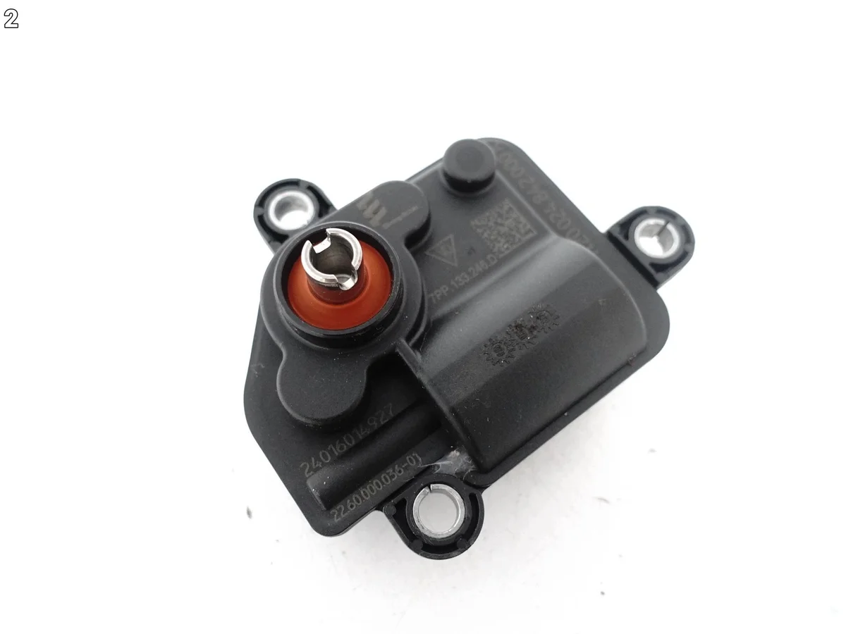 Porsche 7PP133246D Auspuffklappe gebraucht image 3
