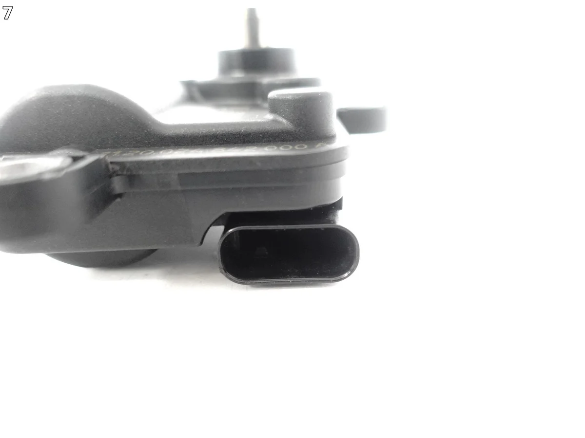 Porsche 7PP133246D Auspuffklappe gebraucht image 8