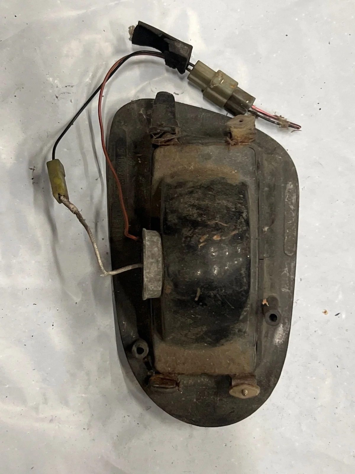 Mitsubishi Carisma Dimlykta MZ311114